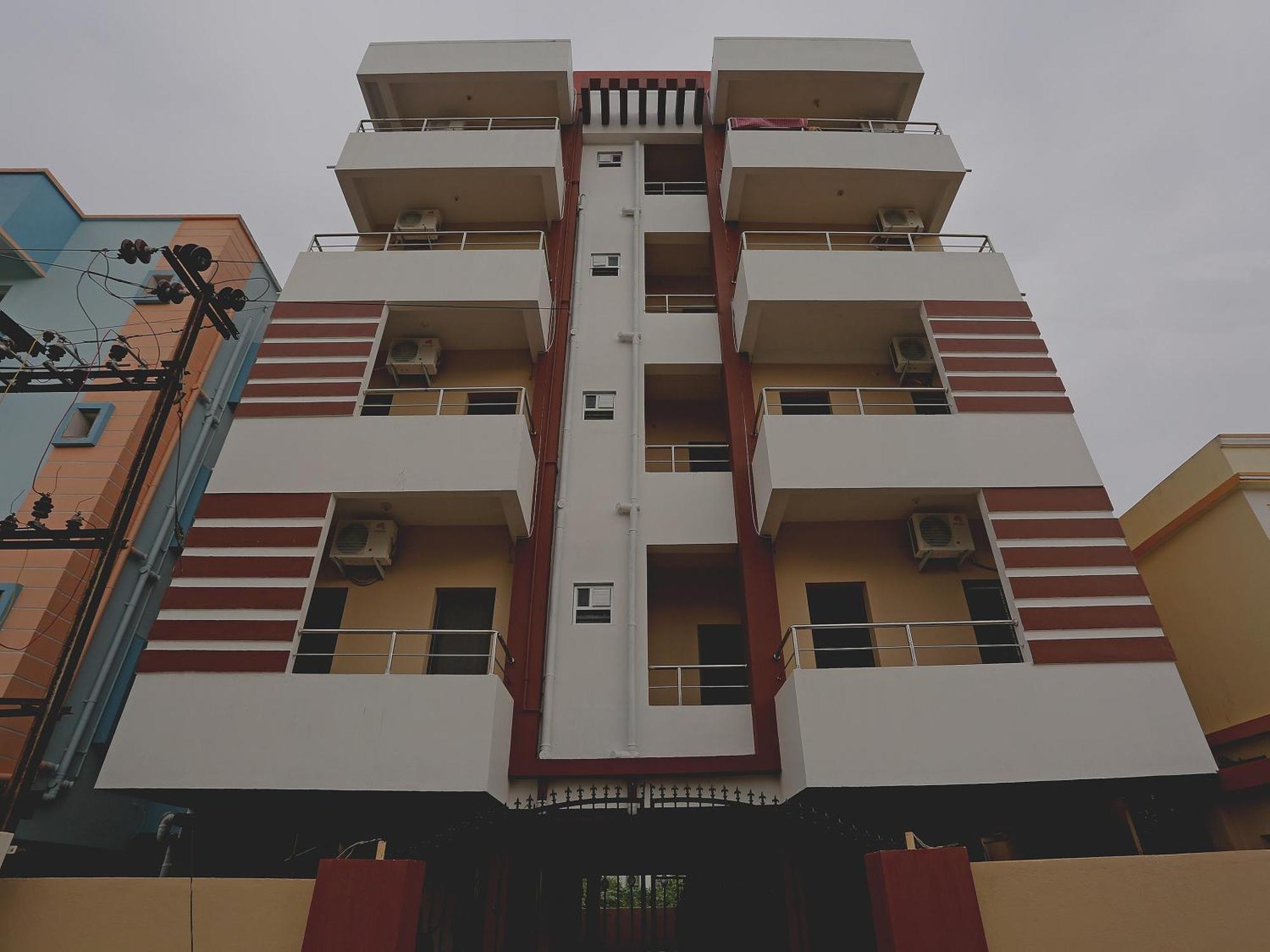 Oyo 17276 The Maple Tree Hotels Bhubaneswar Exterior photo