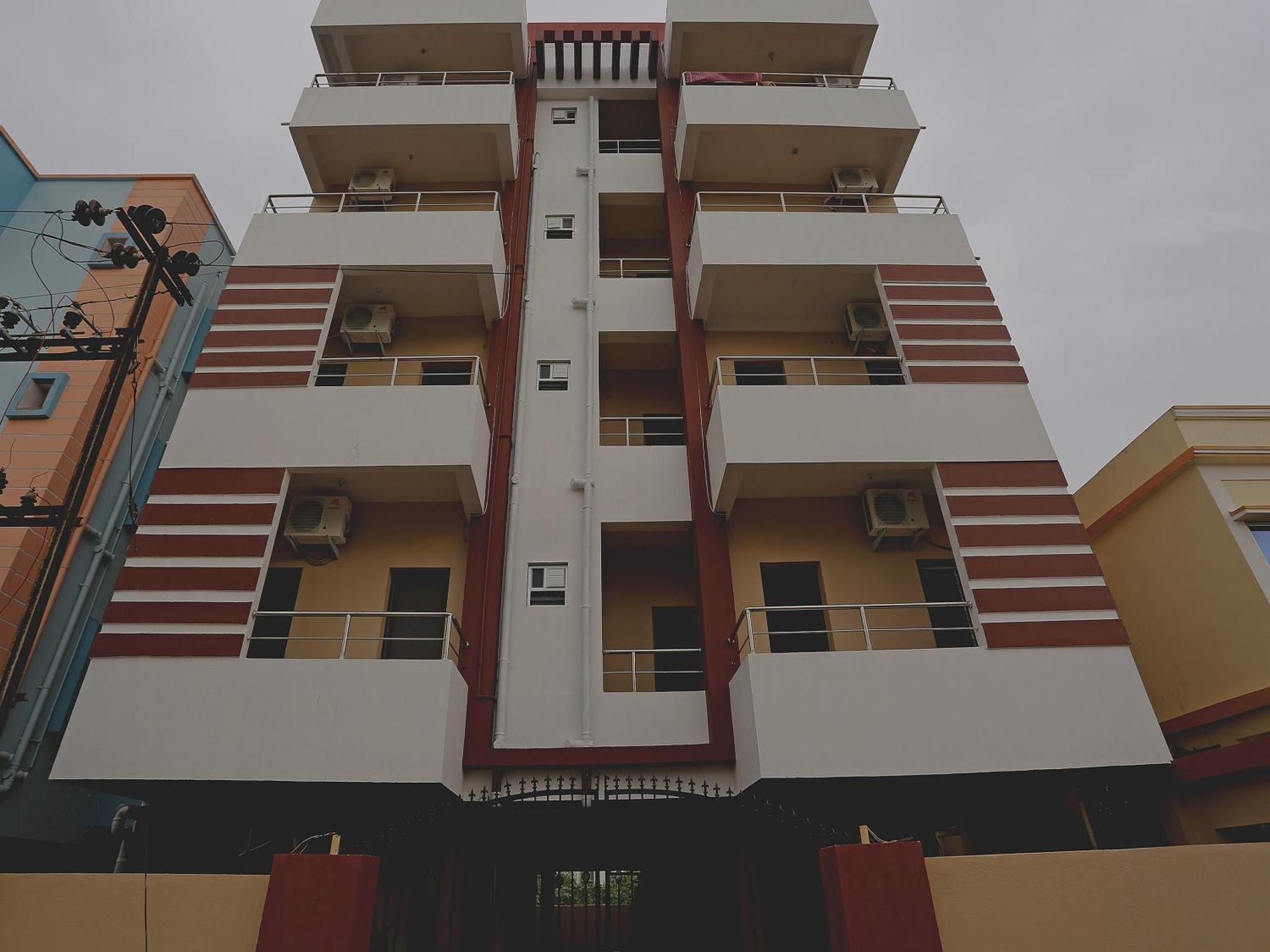 Oyo 17276 The Maple Tree Hotels Bhubaneswar Exterior photo